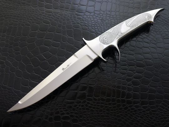 STRAIGHT KNIVES Bennica - Squale grav